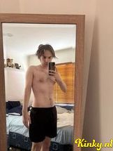 loui-escort-via-kinky-68c59319c6c1e00013da8413