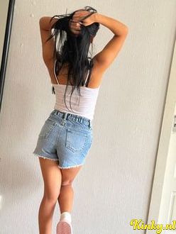 angela-prive-ontvangst-via-kinky-69074237665fb20013634c5b