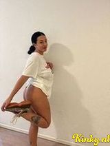 Celin - Celin new here let`s party boys