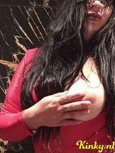 irina-escort-via-kinky-68cd4fe0918ef40013942277