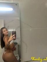 lucy-prive-ontvangst-via-kinky-68c8178b39a405001305cf3a