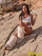 thalia-prive-ontvangst-via-kinky-68c8aa7b918ef4001394193a