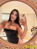 María - Sexy latina