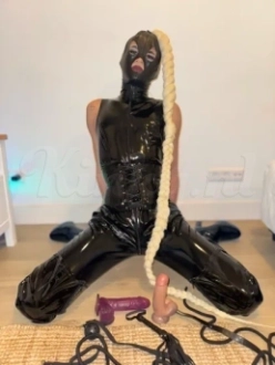 scarlett-prive-ontvangst-via-kinky-699e204bc2d56c00135f3f02