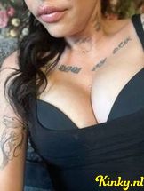 belle-escort-via-kinky-68d6b3aff6c6eb0013e5ec5d