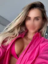 Emily - Temptation in every curve of my body!