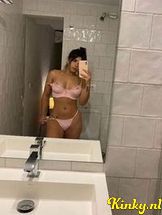 melani-prive-ontvangst-via-kinky-68cff8ab7e9b92001310a117