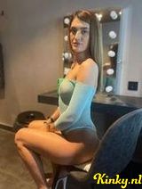 Cristina - New in town