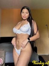 mía-virtual-sex-via-kinky-68d161e34884f30013e89b84
