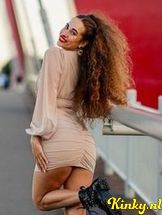 dior-escort-via-kinky-68d526a9f6c6eb0013e5e94f