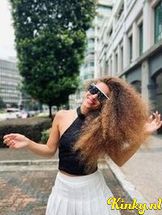 dior-escort-via-kinky-68e0121d4884f30013e8ad43