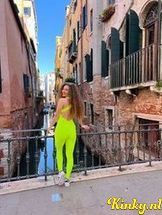 dior-escort-via-kinky-68e93894034a850013eab608