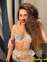 dior-escort-via-kinky-69208177c0682f0013e045f4