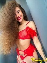 dior-escort-via-kinky-692019aac0682f0013e043ac