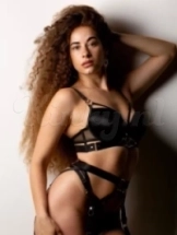 dior-escort-via-kinky-68d03f617e9b92001310a137