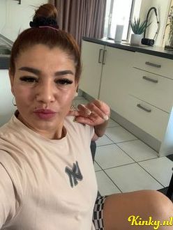 debora-escort-via-kinky-68d12b7a4884f30013e89ac7