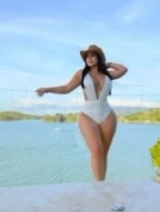 Sabrina - Hot new latina mami in town new