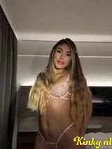 María - Sexy latina Now in nerderland