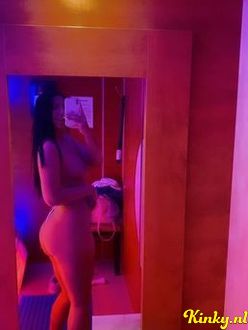 andra-escort-via-kinky-68dd9b382f74810013c84381