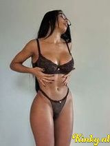 Karina - Colombiana Hot