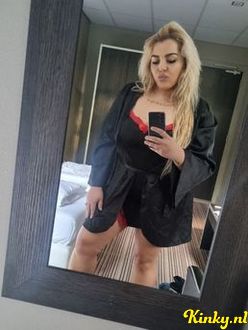 amalia-escort-via-kinky-68dea0fe39a405001305f0cd