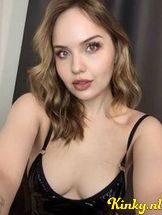 lexi-virtual-sex-via-kinky-690f9192665fb20013635e91