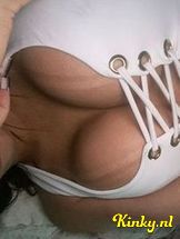 lara-ts-prive-ontvangst-via-kinky-6942d55e11532400138692a0