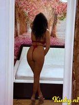 ellsa-escort-via-kinky-68e51da57e9b92001310bc8a