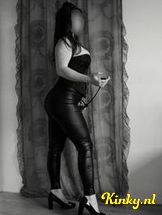 jade-bdsm-via-kinky-698f5049ad8bd20013b51858