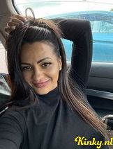 andreea-escort-via-kinky-68da91cef6c6eb0013e5ee72