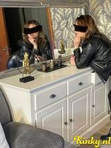 roxana-bdsm-via-kinky-68e3a7787e9b92001310ba5c