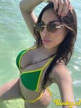 estefany-prive-ontvangst-via-kinky-68dd18d3f6c6eb0013e5f30a
