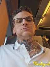 jonathan-escort-via-kinky-68dad17f2f74810013c83f29