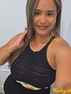 estefany-virtual-sex-via-kinky-68dbefe46414c600131a53f0