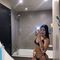kylie-prive-ontvangst-via-kinky-68dd386d7e9b92001310b3c0