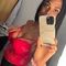 mía-ts-prive-ontvangst-via-kinky-68db801c39a405001305ec66