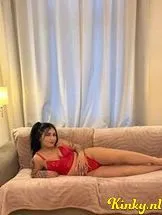 lora-escort-via-kinky-68de5cfe39a405001305efbf