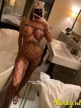 elya-prive-ontvangst-via-kinky-68e820f0b6e471001315fcb1