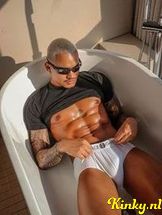 davi-escort-via-kinky-68f73caac0682f0013e001e0