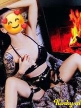 rossa-escort-via-kinky-68f79fce96de78001383358f