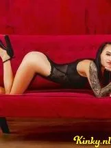 rossa-escort-via-kinky-68e907f2b6e471001315fe61