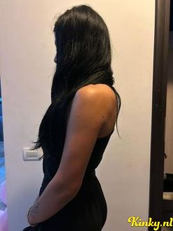 bella-escort-via-kinky-68dea466f6c6eb0013e5f4a0