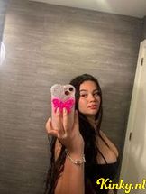 sophie-prive-ontvangst-via-kinky-68deaf02f6c6eb0013e5f4db
