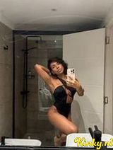 Bella - Colombian black queen