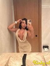 Bella - Colombian black queen