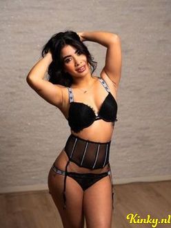 mia-prive-ontvangst-via-kinky-68dfda15034a850013eaa9b3