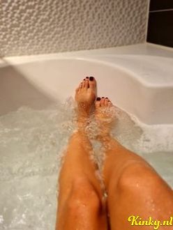 jenn-virtual-sex-via-kinky-68e9021b034a850013eab49d