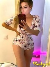 karina-prive-ontvangst-via-kinky-68f0c74355988d001331073e