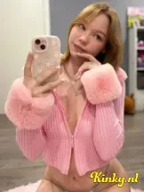 mia-virtual-sex-via-kinky-69b9f2b4cbc0f90013a9f71e