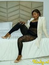beau-virtual-sex-via-kinky-68e6e73039a405001305fa92